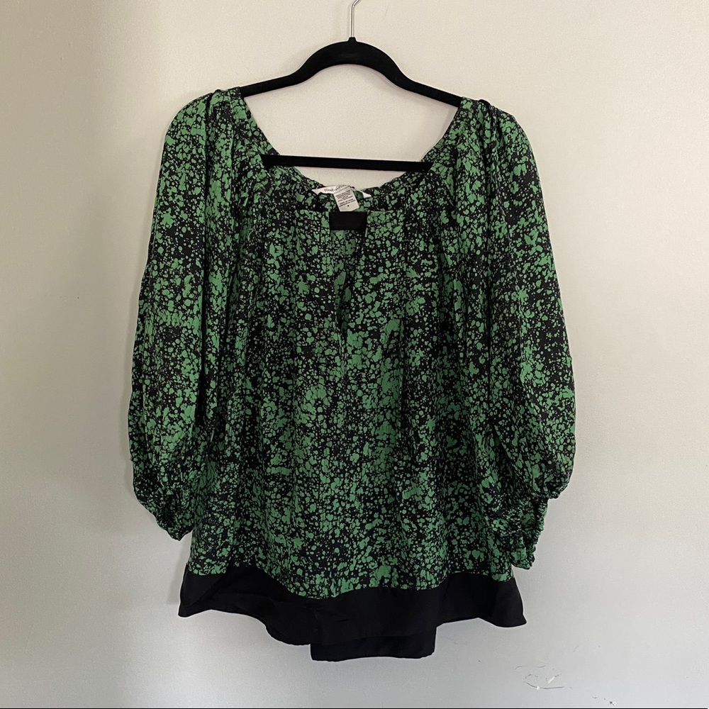 Diane von Fürstenberg Silk Blouse Puff Sleeve Green Splatter Print size Small - Picture 2 of 13